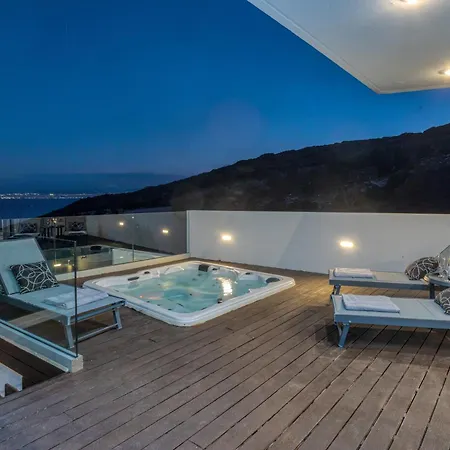 Deep Blue Luxury Theseus - Private Jacuzzi - Sea View Villa Ligaria (Crete)