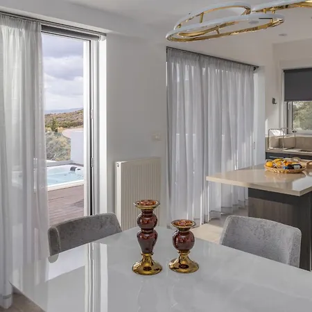 Deep Blue Luxury Theseus - Private Jacuzzi - Sea View *