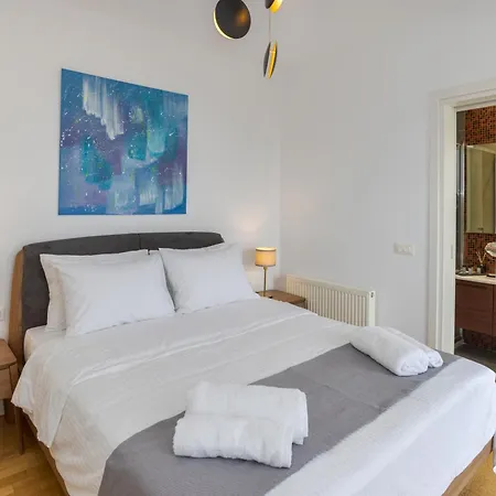 Villa Deep Blue Luxury Theseus - Private Jacuzzi - Sea View *